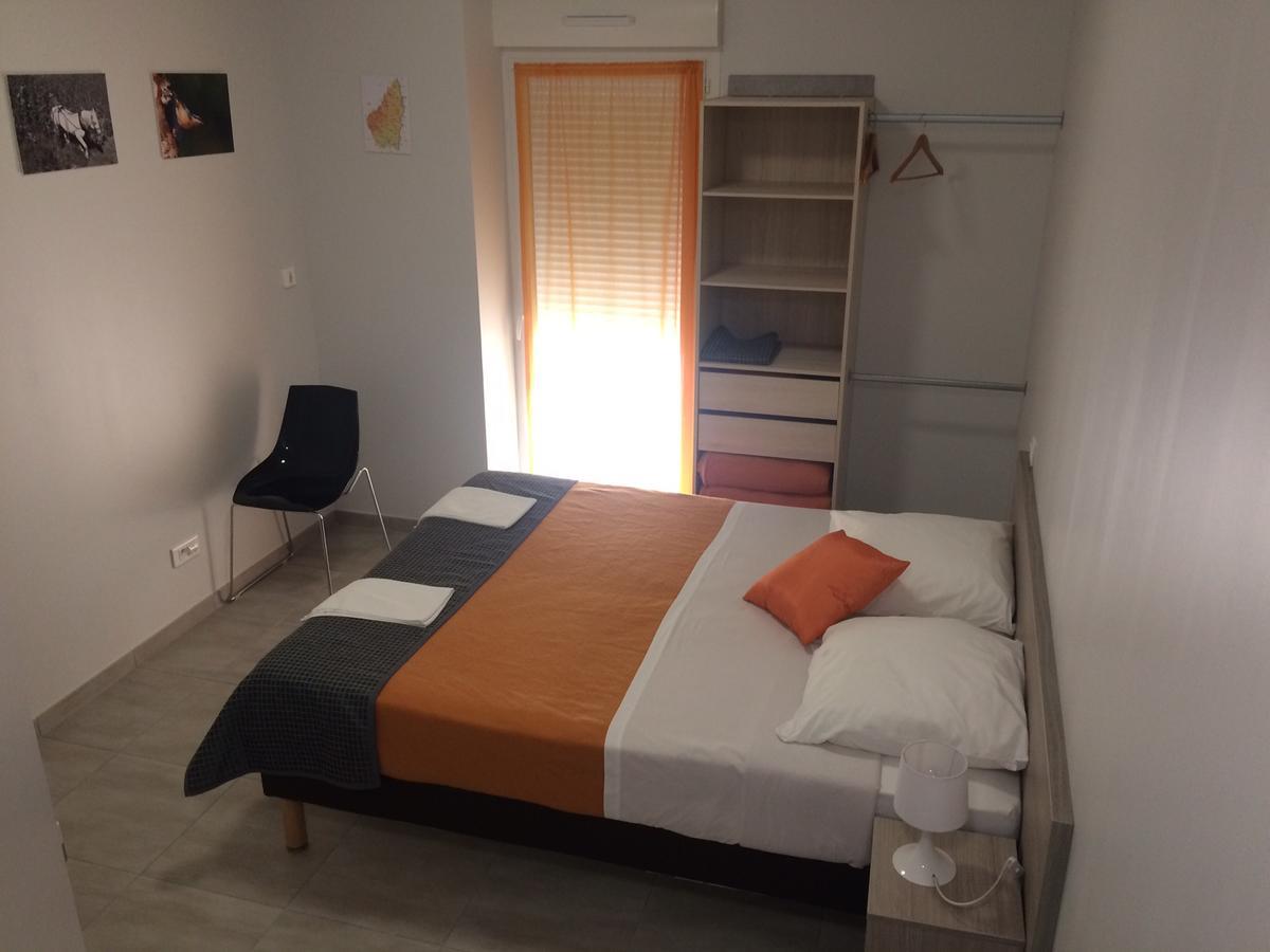 Escale St Joseph Hotel ตูร์นง-โซร์-โฮน ภายนอก รูปภาพ